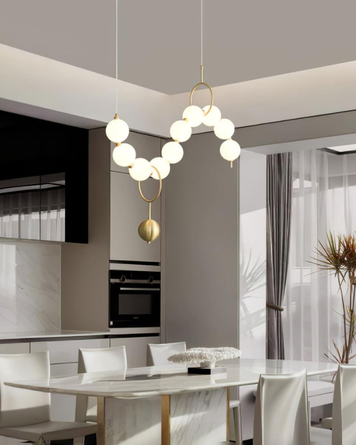 Lámpara colgante de globos de cristal en cascada, dorada y blanca, iluminación cenital contemporánea para barra de desayuno, comedor o salón, 39 pulgadas | Thomler