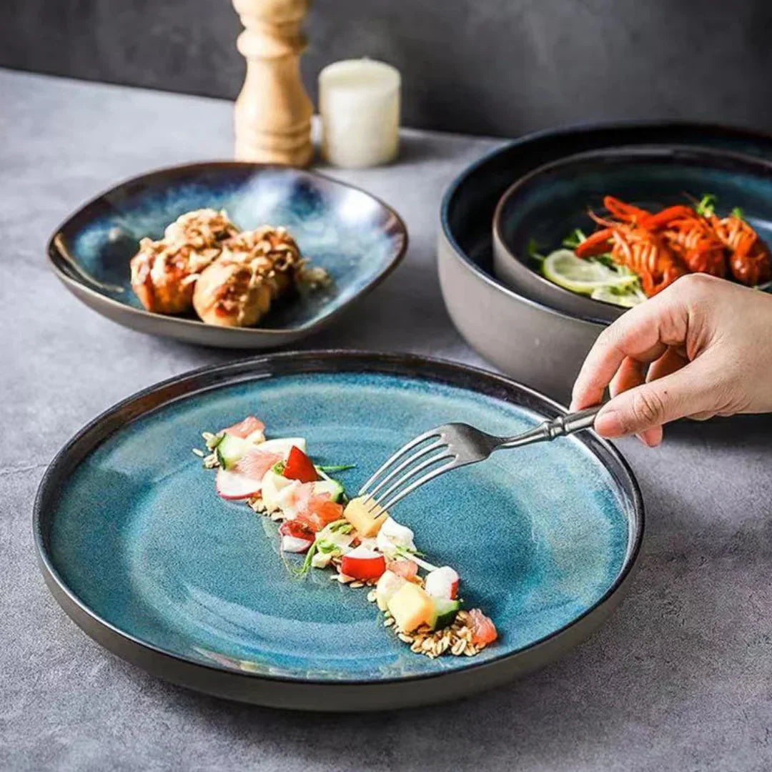 Juego de vajilla de porcelana de 11 piezas, color azul agua, platos y tazones, servicio para 4, vajilla de cocina completa para cenas familiares y entretenimiento, apta para microondas y lavavajillas | Thomler