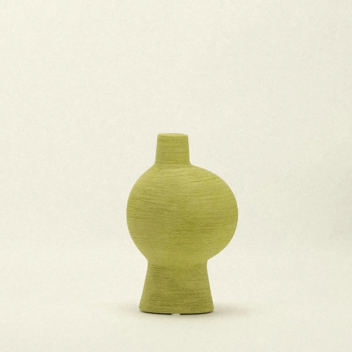 Sculptural Ceramic Vase for Tables, Shelves, and Windowsills – Green Handcrafted Pottery for Fresh or Dried Botanicals | Thomler