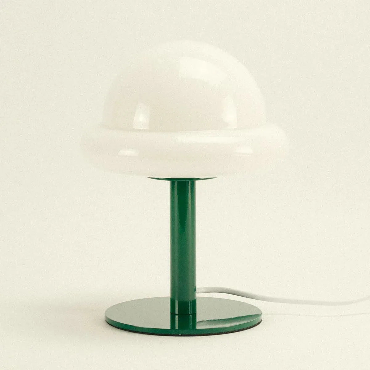 Lámpara de escritorio de cristal redondeada de 11 pulgadas en menta y cítricos, iluminación para mesita de noche, luz contemporánea para dormitorio, sala de estar y oficina | Thomler