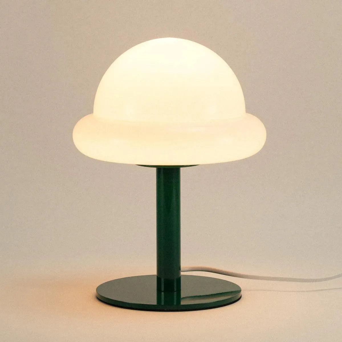 Lámpara de escritorio de cristal redondeada de 11 pulgadas en menta y cítricos, iluminación para mesita de noche, luz contemporánea para dormitorio, sala de estar y oficina | Thomler