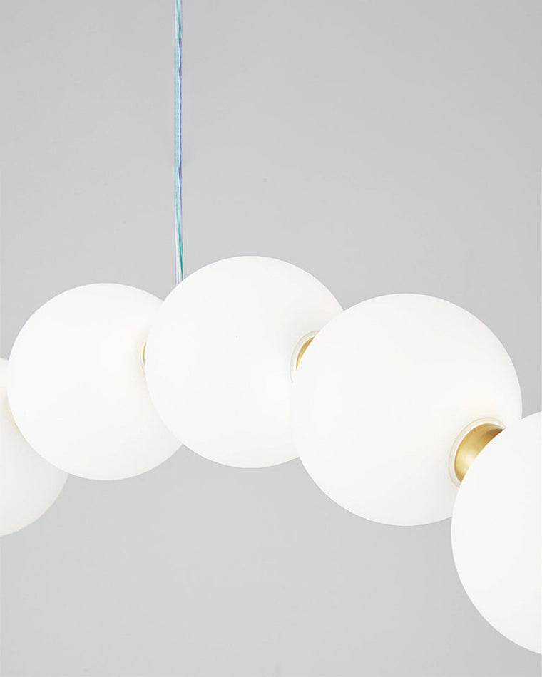 Lámpara colgante de globos de cristal en cascada, dorada y blanca, iluminación cenital contemporánea para barra de desayuno, comedor o salón, 39 pulgadas | Thomler