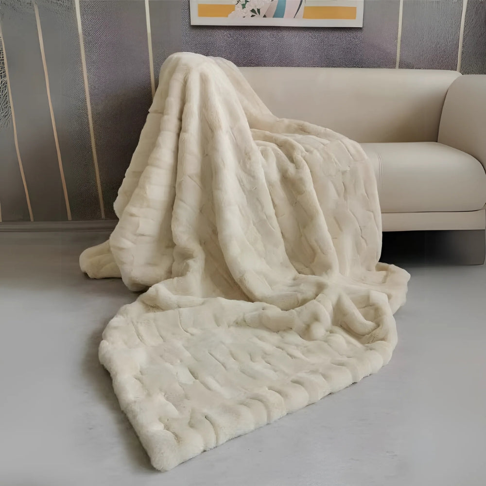 Plush Double-Layer Faux Mink Throw Blanket – Machine Washable Microfiber for Beds & Couches