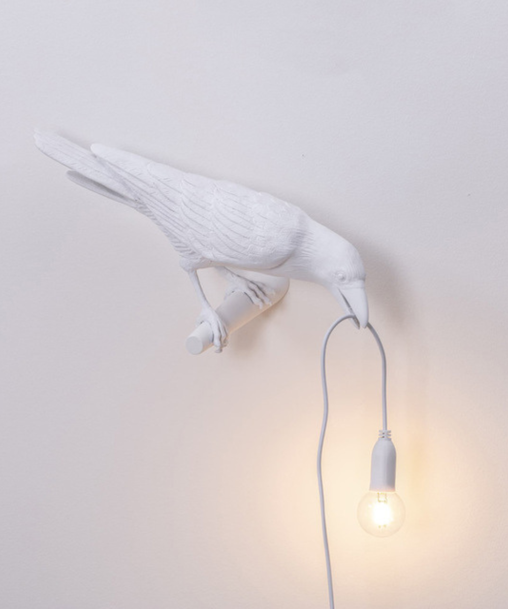 Raven Tafellamp met Lamp in de Snavel – Sculpturale Vogel Sfeerverlichting voor Woonkamer, Slaapkamer & Kantoordecoratie | Thomler