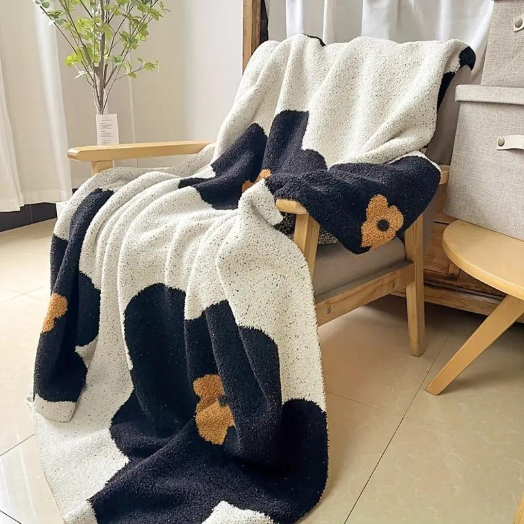 Chunky Knit Floral Throw Blanket – Cozy Layer for Sofa & Bed
