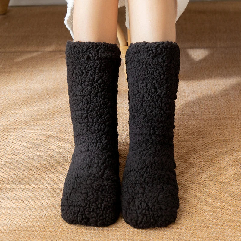 Fleece-Lined House Socks for Cold Weather – Slip-On Cushioned Slipper Socks for Lounging, Sleeping & Everyday Indoor Wear