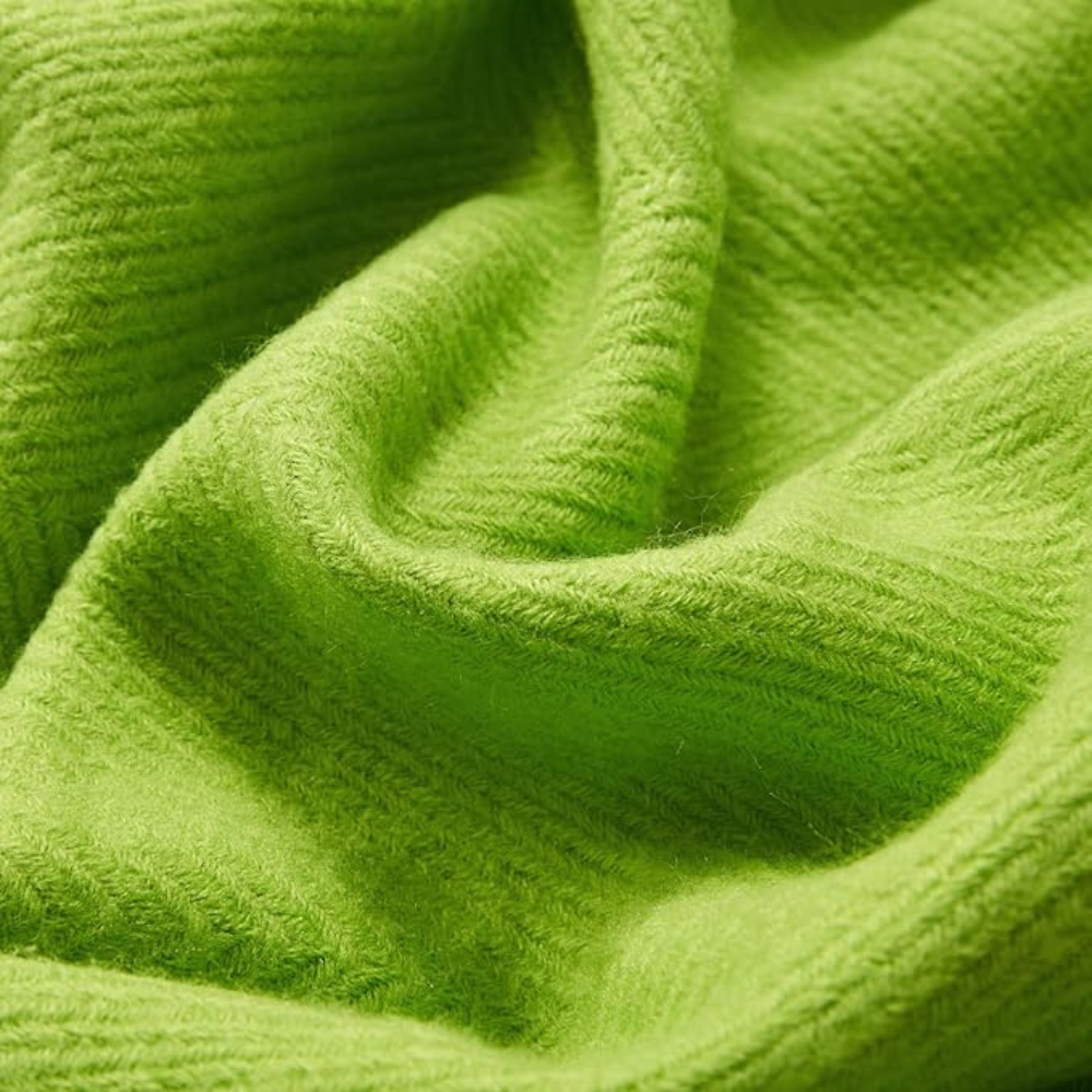 Heavyweight Textured Throw with Fringe Detail – Acrylic Weave for Sofas, Beds & Outdoor Use