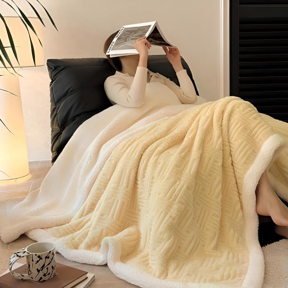 Double-Sided Fleece Throw Blanket with Textured Weave Pattern – Heavyweight Winter Warmth for Bed, Couch & Outdoor Use