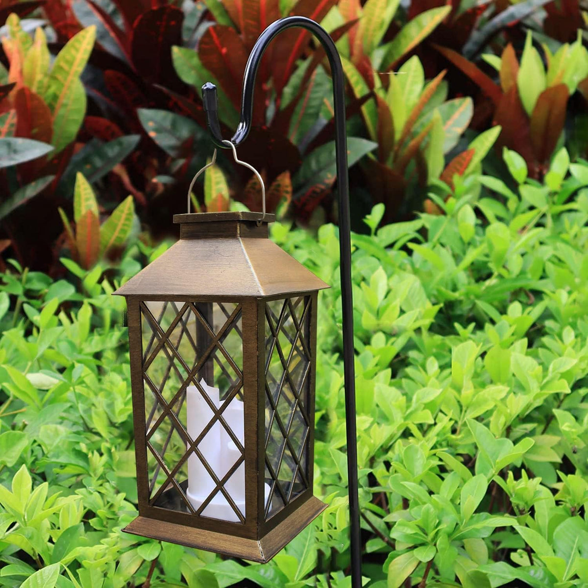 Farol solar colgante para jardín con velas LED parpadeantes