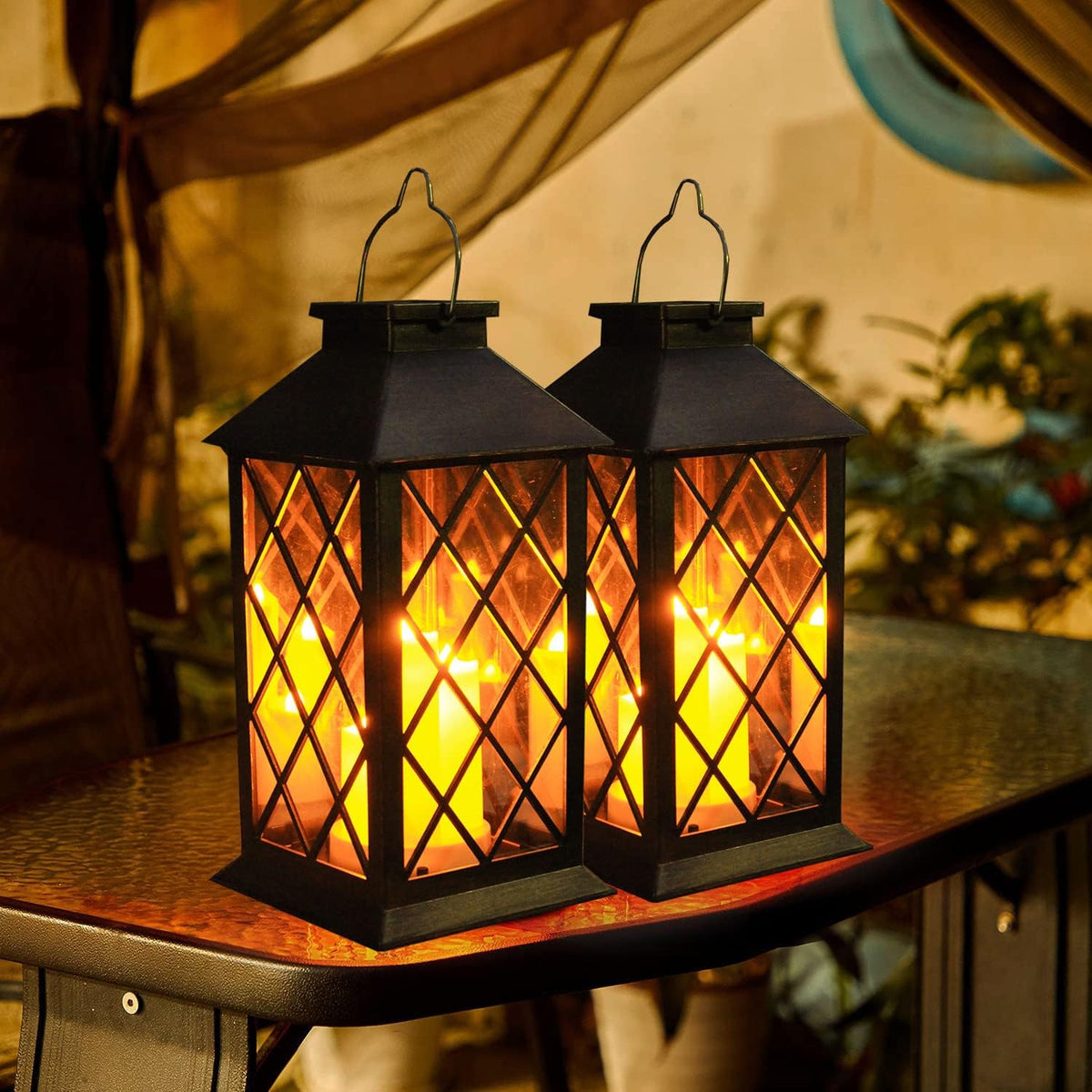Farol solar colgante para jardín con velas LED parpadeantes
