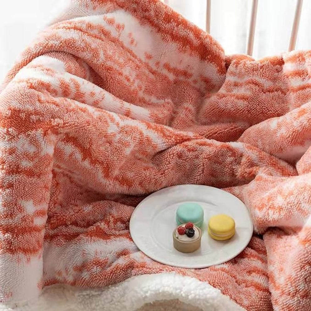 Reversible Dual-Layer Throw with Jacquard Texture & Plush Fleece Lining – Couch or Bed Blanket