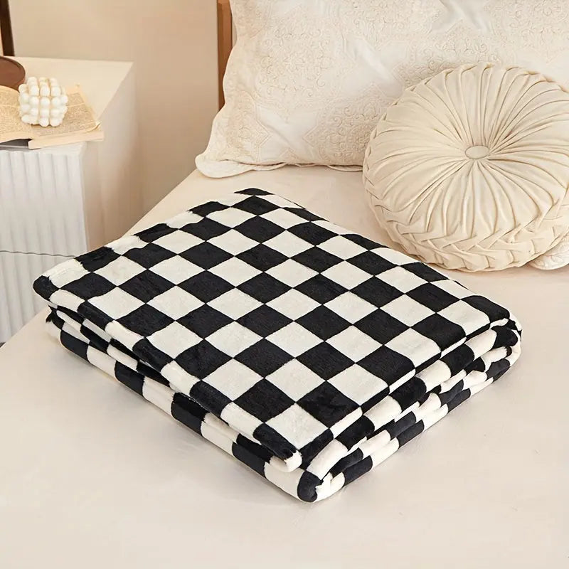 Checkered Throw Blanket – Heavyweight Fleece for Couch, Bed & Living Room