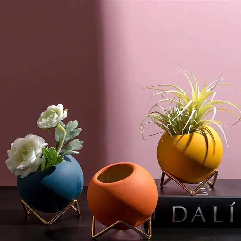 Tafelmodel keramische plantenbak op stalen standaard – 4 inch ronde pot voor vetplanten & kleine planten – Bureau- & plankdecoratie voor thuiskantoor, slaapkamer, K | Thomler