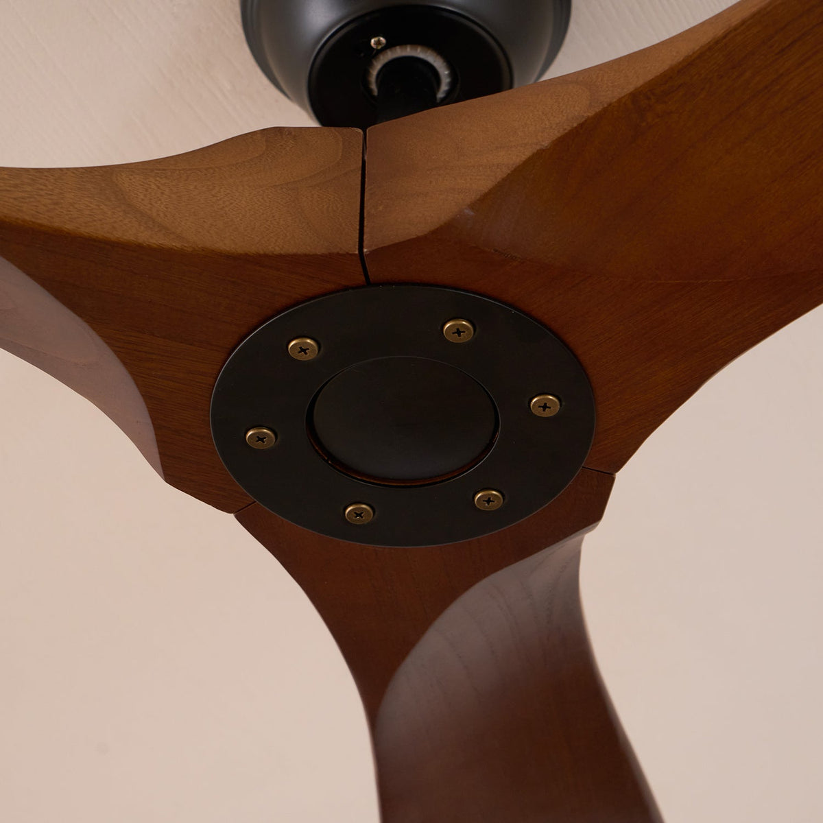 DC Motor Ceiling Fan with Wooden Blades 42 or 52 Inch Diameter Remote Control Indoor Air Circulation for Bedrooms Living Rooms Offices Low