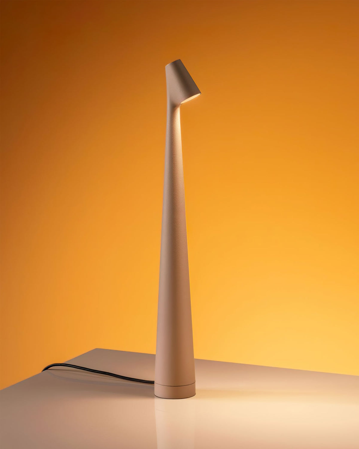 Cordless LED Desk Lamp Rechargeable Touch Control Metal Modern Portable Reading Light 18-Inch Accent Lighting for Home Office Bedroom Nights | Thomler