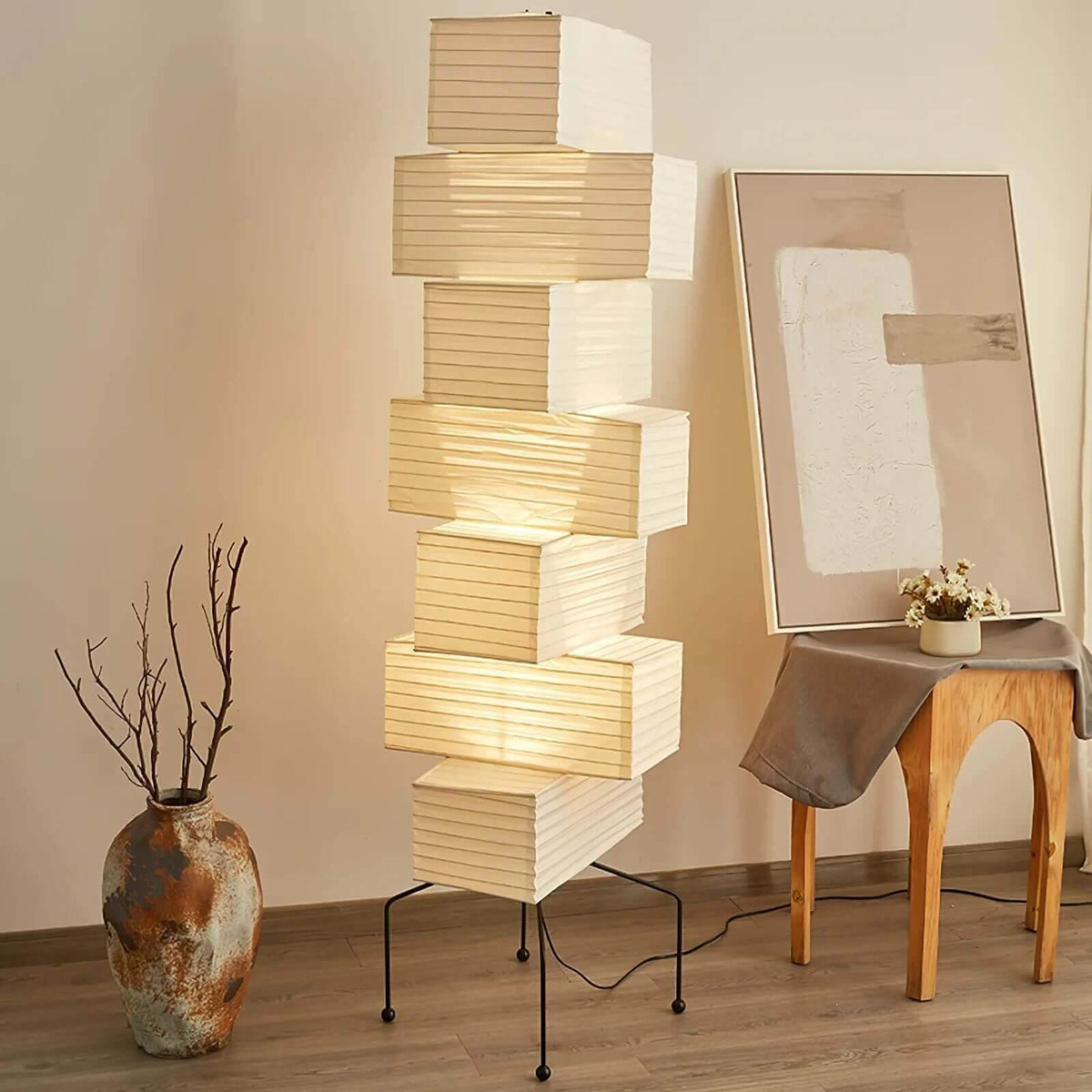 Lámpara de pie alta con pantalla de papel escultural, 19 pulgadas, luz suave y difusa, bambú natural para dormitorio, sala de estar, rincón decorativo, estilo Japandi minimalista Rea | Thomler