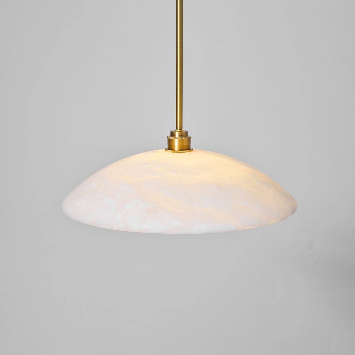Lámpara de techo tipo globo de piedra blanca de 16 pulgadas, domo con cable ajustable para isla de cocina, comedor o sala de estar, lámpara colgante con casquillo E26 | Thomler
