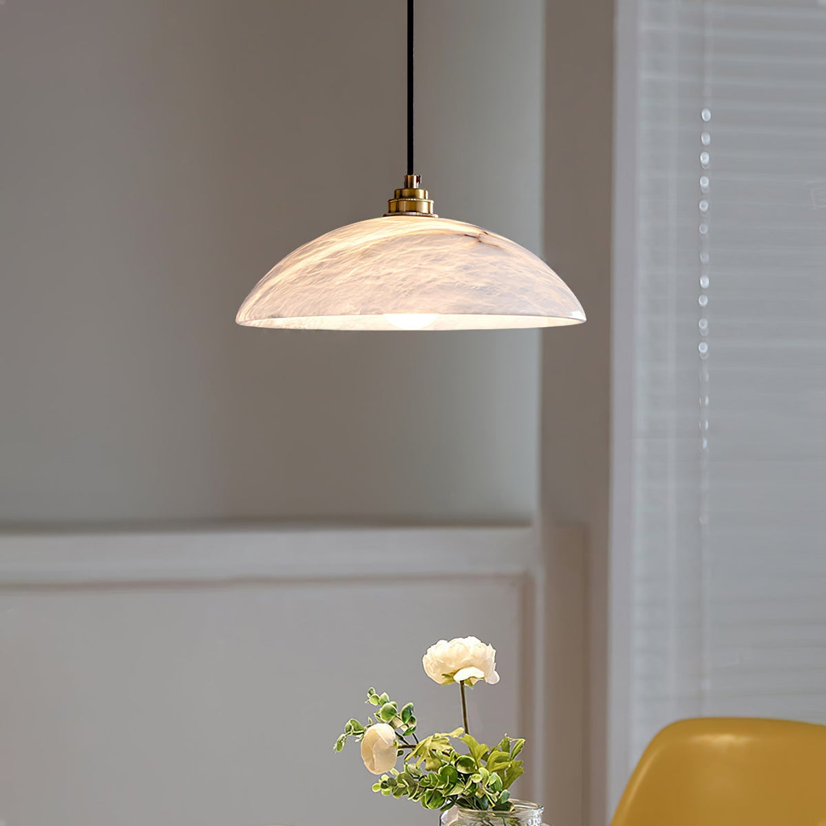 Lámpara de techo tipo globo de piedra blanca de 16 pulgadas, domo con cable ajustable para isla de cocina, comedor o sala de estar, lámpara colgante con casquillo E26 | Thomler