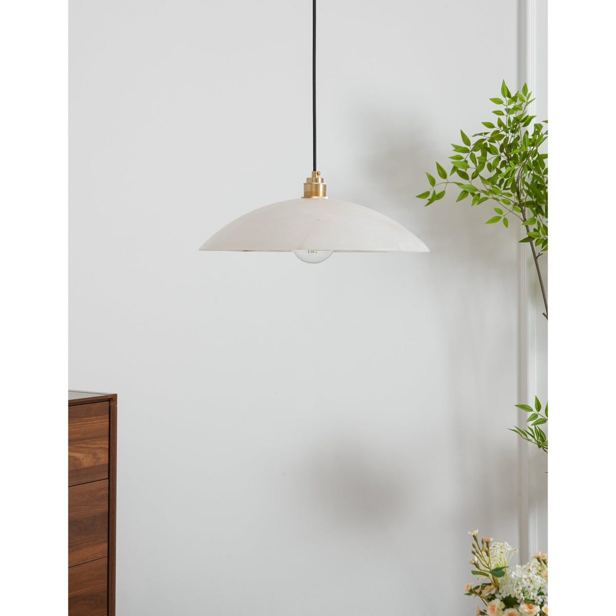 Lámpara de techo tipo globo de piedra blanca de 16 pulgadas, domo con cable ajustable para isla de cocina, comedor o sala de estar, lámpara colgante con casquillo E26 | Thomler