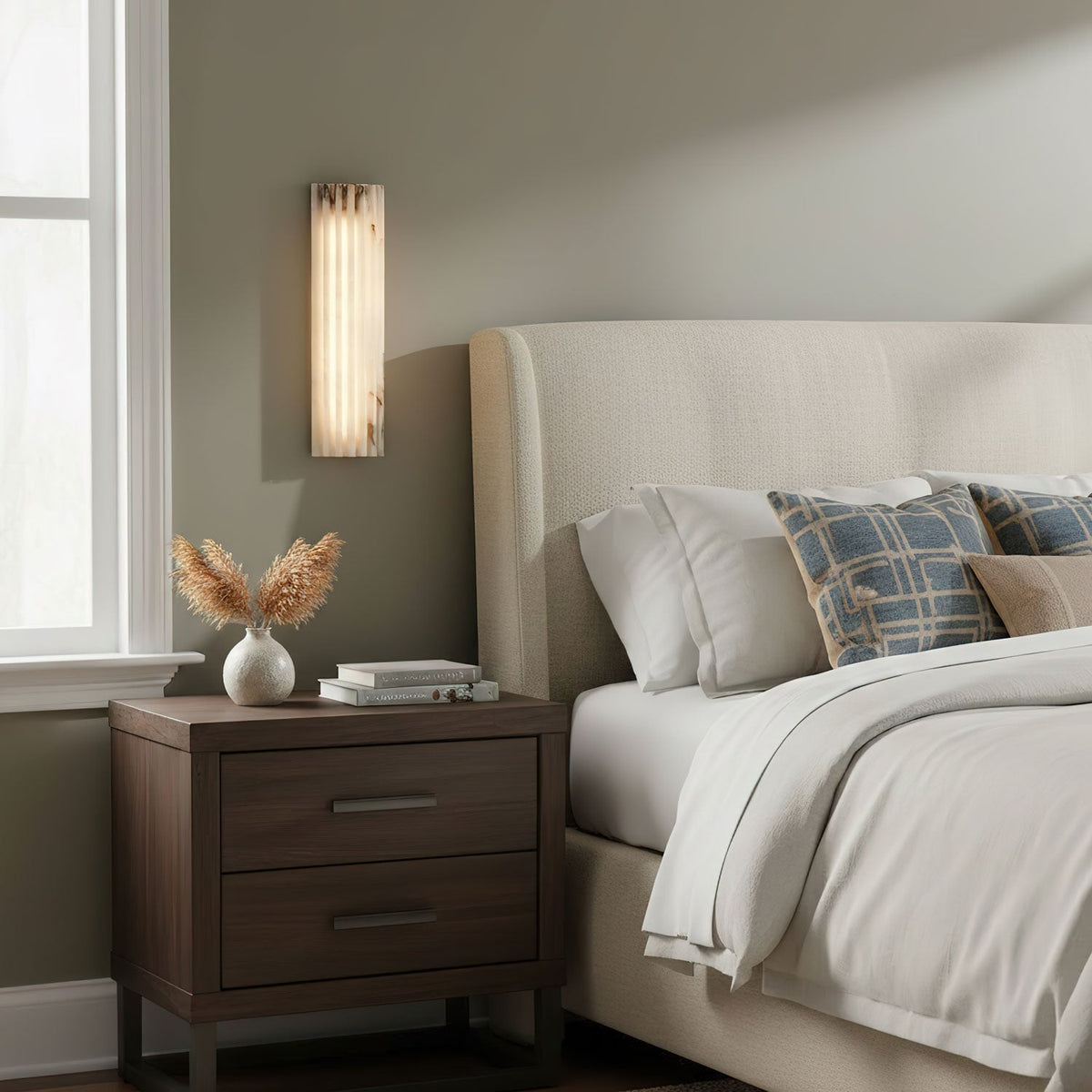 Aplique de pared de piedra natural de 12 pulgadas con LED integrado y superficie estriada, lámpara de interior para dormitorio, pasillo y sala de estar con luz ambiental cálida | Thomler