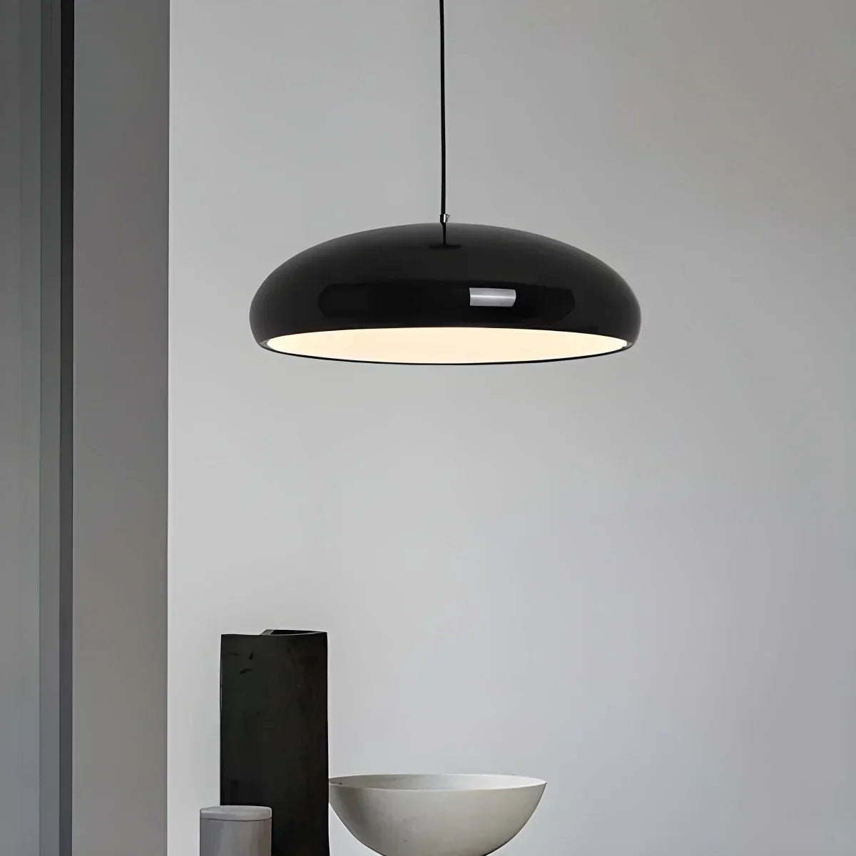 LED-Deckenleuchte mit umschaltbaren Lichtmodi für Kücheninseln, Esszimmer & offene Wohnbereiche – Runde Deckenlampe aus glänzendem Metall | Thomler