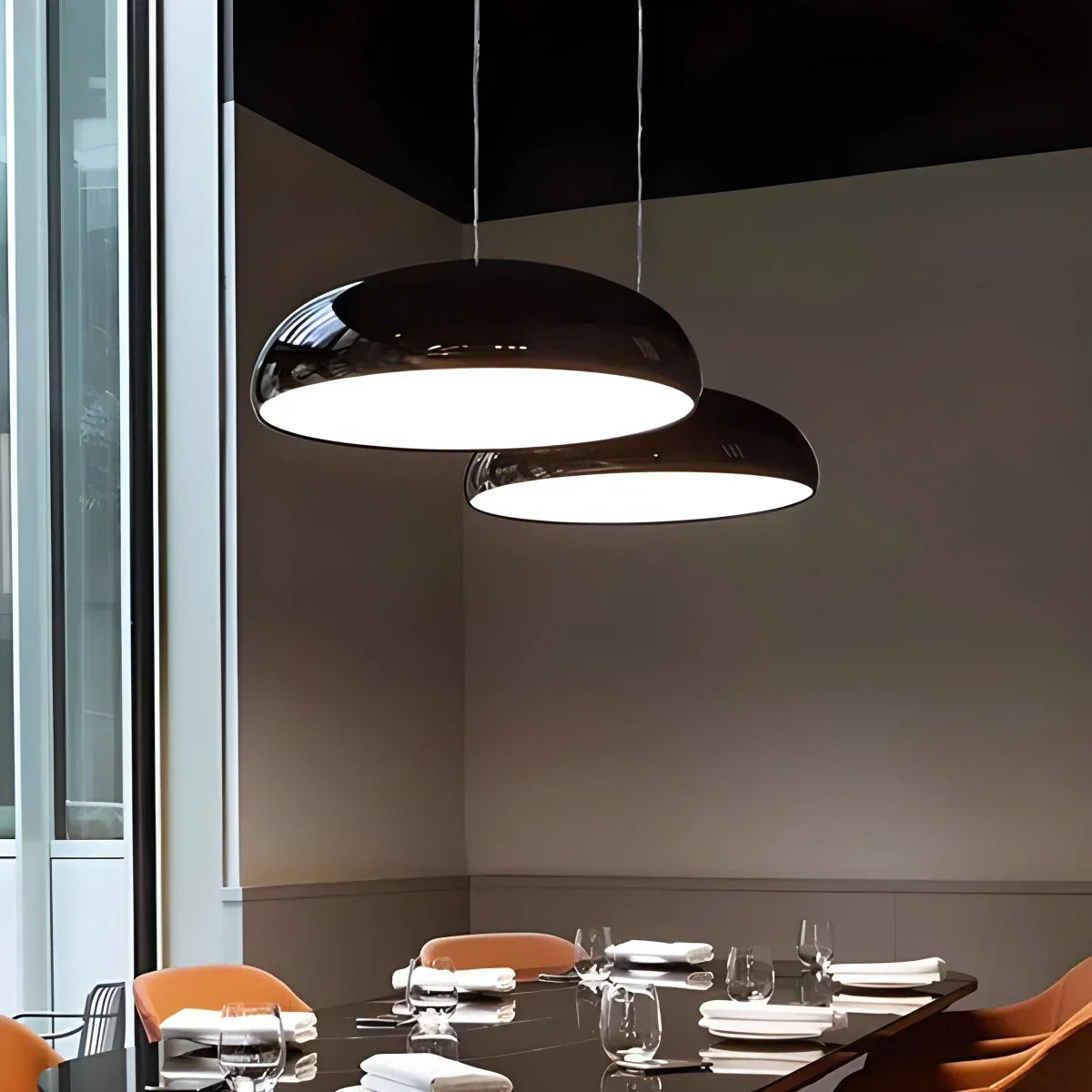 LED-Deckenleuchte mit umschaltbaren Lichtmodi für Kücheninseln, Esszimmer & offene Wohnbereiche – Runde Deckenlampe aus glänzendem Metall | Thomler