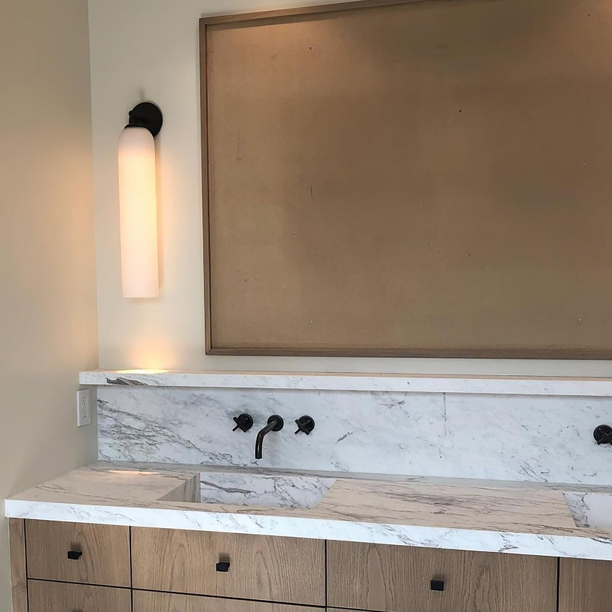 Aplique de pared cilíndrico de cristal, lámpara vertical de 19 pulgadas para sala de estar, dormitorio, pasillo, iluminación ambiental, montaje hacia arriba o hacia abajo, dorado, negro, níquel