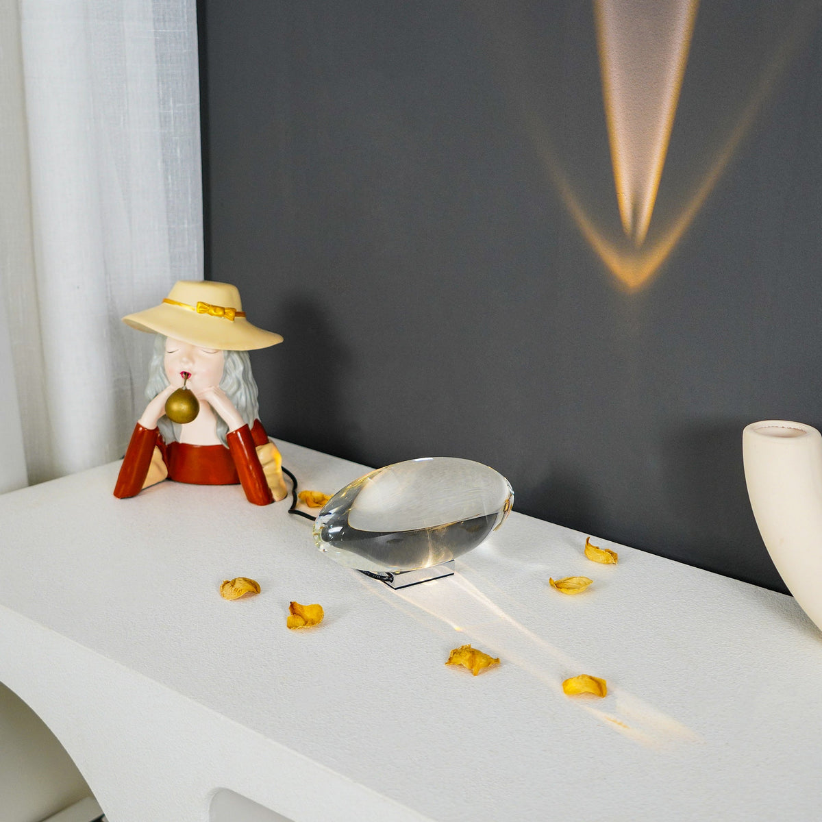 Nachttischlampe aus Chrom und Kristallglas mit farbwechselndem LED-Licht für Schlafzimmer, moderner Stimmungsleuchter für Nachttisch und Schreibtisch | Thomler