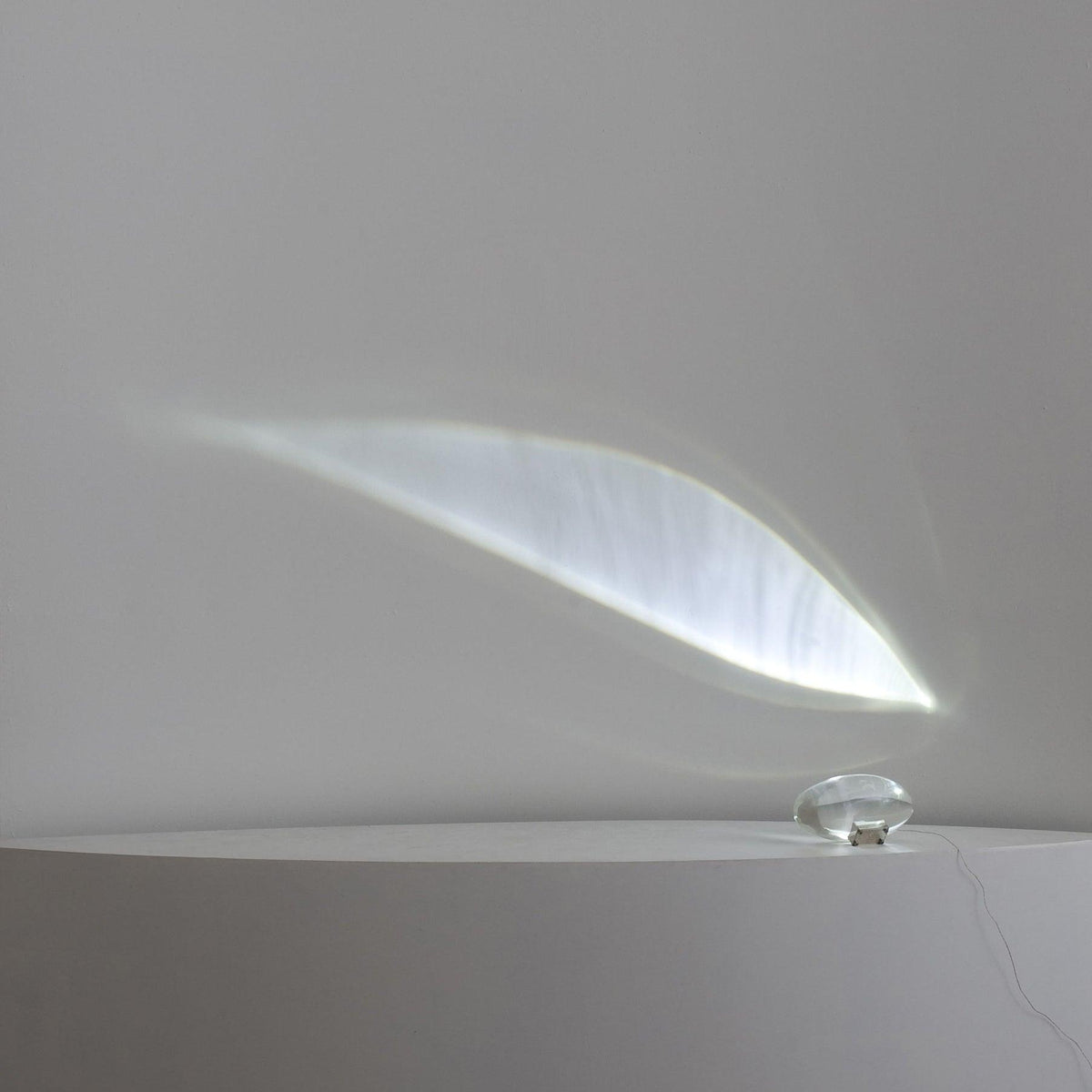 Nachttischlampe aus Chrom und Kristallglas mit farbwechselndem LED-Licht für Schlafzimmer, moderner Stimmungsleuchter für Nachttisch und Schreibtisch | Thomler