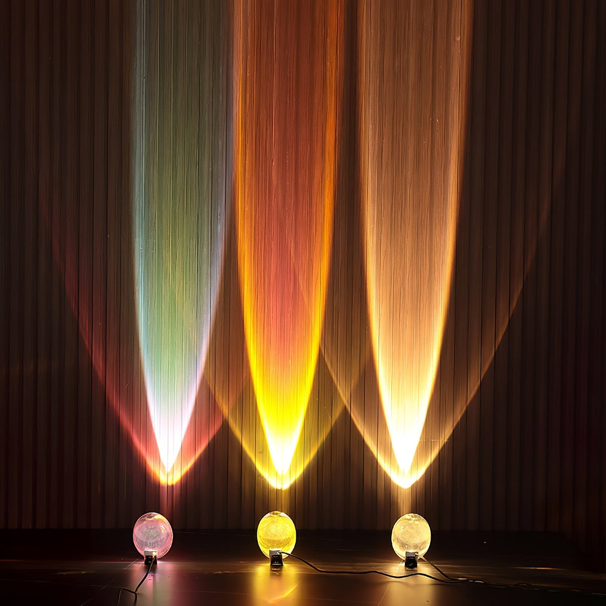 Nachttischlampe aus Chrom und Kristallglas mit farbwechselndem LED-Licht für Schlafzimmer, moderner Stimmungsleuchter für Nachttisch und Schreibtisch | Thomler