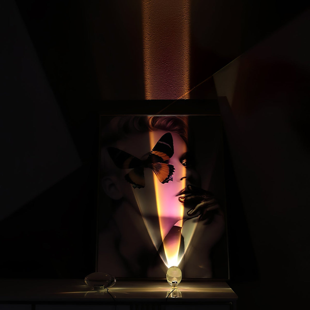 Nachttischlampe aus Chrom und Kristallglas mit farbwechselndem LED-Licht für Schlafzimmer, moderner Stimmungsleuchter für Nachttisch und Schreibtisch | Thomler