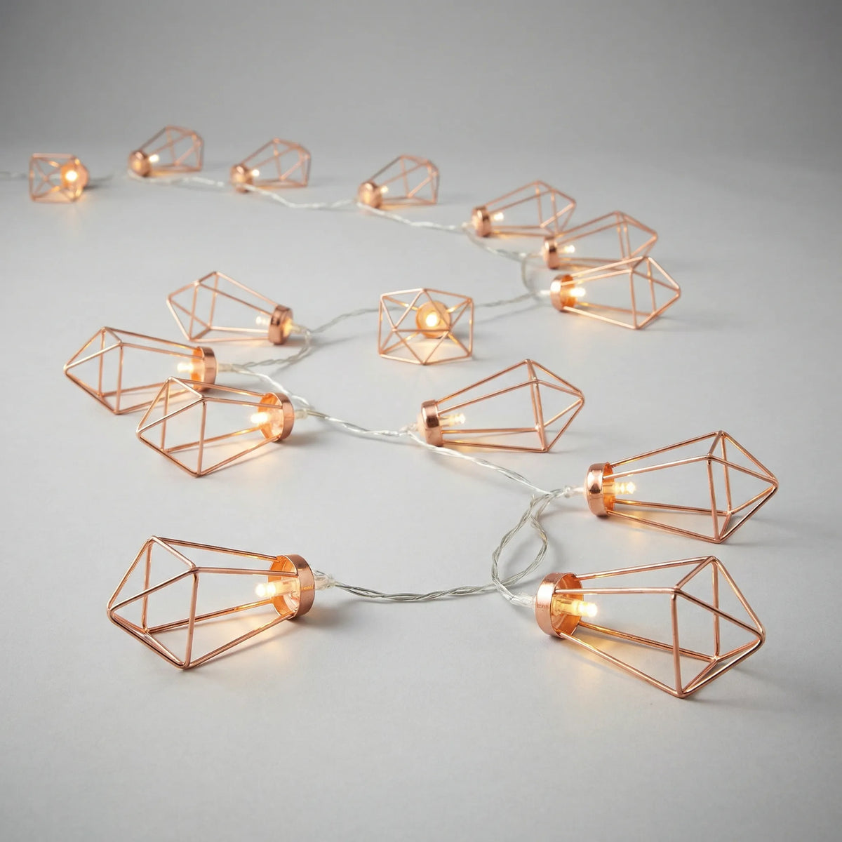Batteriebetriebene LED-Diamant-Käfig-Lichterkette, 20 Kupferdraht-Stränge, 2 m / 3 m für Schlafzimmer, Wohnzimmer, Garten, Terrasse, Regale, kabellose Dekobeleuchtung | Thomler