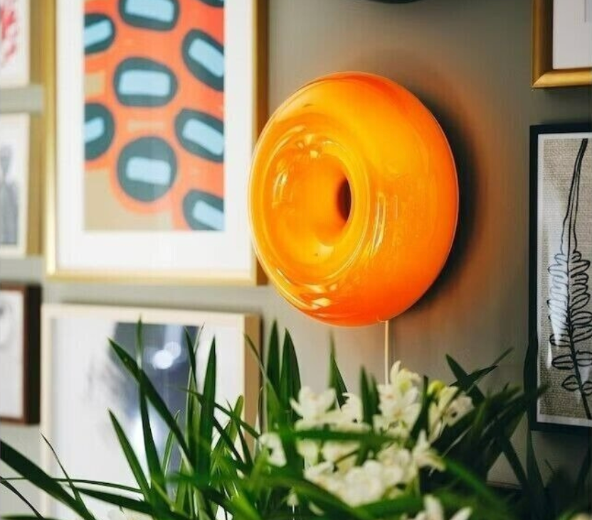LED-bureaulamp met verstelbare arm voor kantoor aan huis & bureau | Beschikbaar in wit & oranje | Installatie via stekker of vaste bedrading | Thomler
