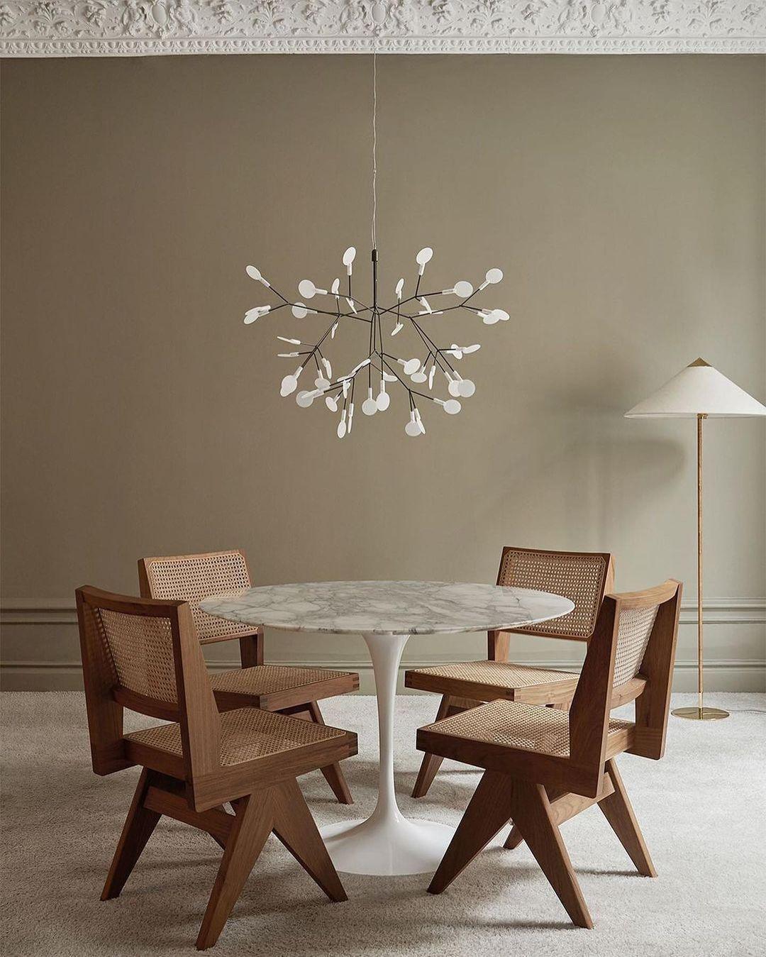 Vertakkende led-kroonluchter met acryl bloemblaadjes, zwarte afwerking, 20W geïntegreerde verlichting, dimbaar, optionele afstandsbediening, modern statement-armatuur, voor binnenshuis/woonkamer