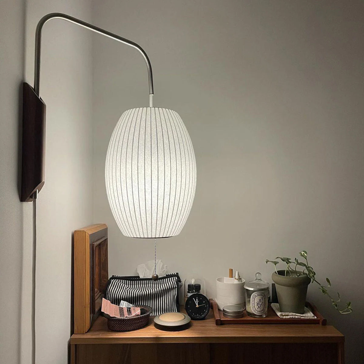 Draaibare bolwandlamp met verstelbaar snoer 40 cm in walnoot chroom afwerking plug-in led-wandlamp voor slaapkamer kantoor woonkamer