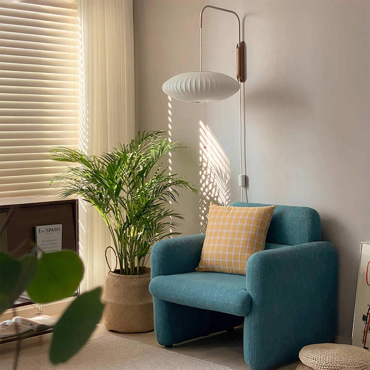 Draaibare bolwandlamp met verstelbaar snoer 40 cm in walnoot chroom afwerking plug-in led-wandlamp voor slaapkamer kantoor woonkamer