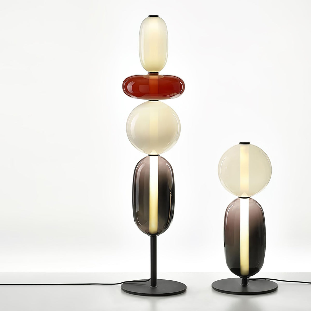 Lámpara de pie alta con temperatura de color ajustable, pantalla de metal y vidrio, iluminación decorativa moderna para dormitorio, sala de estar, rincón de lectura 130 cm | Thomler