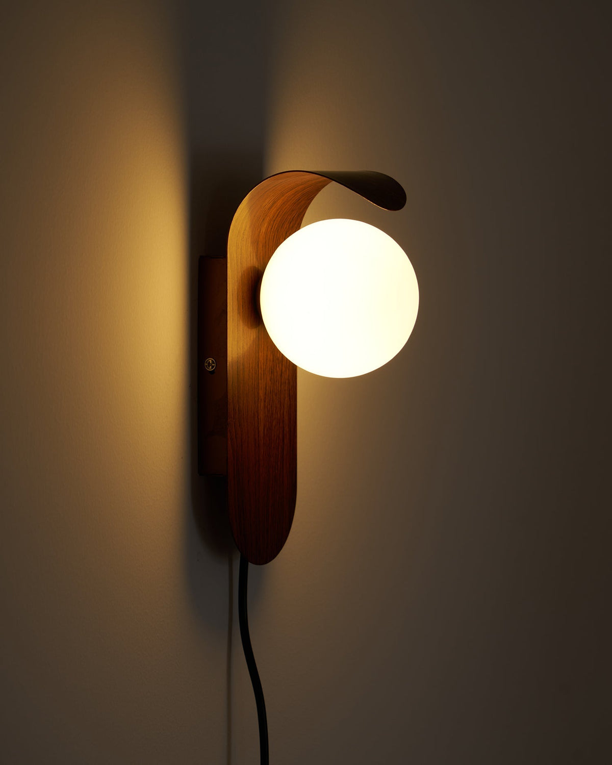 Plug-In Sconce with Frosted Globe and Wood Accent – 10 Inch Height for Bedroom Bathroom Hallway – G9 Socket Dimmable Fixture – Natural or Wa | Thomler