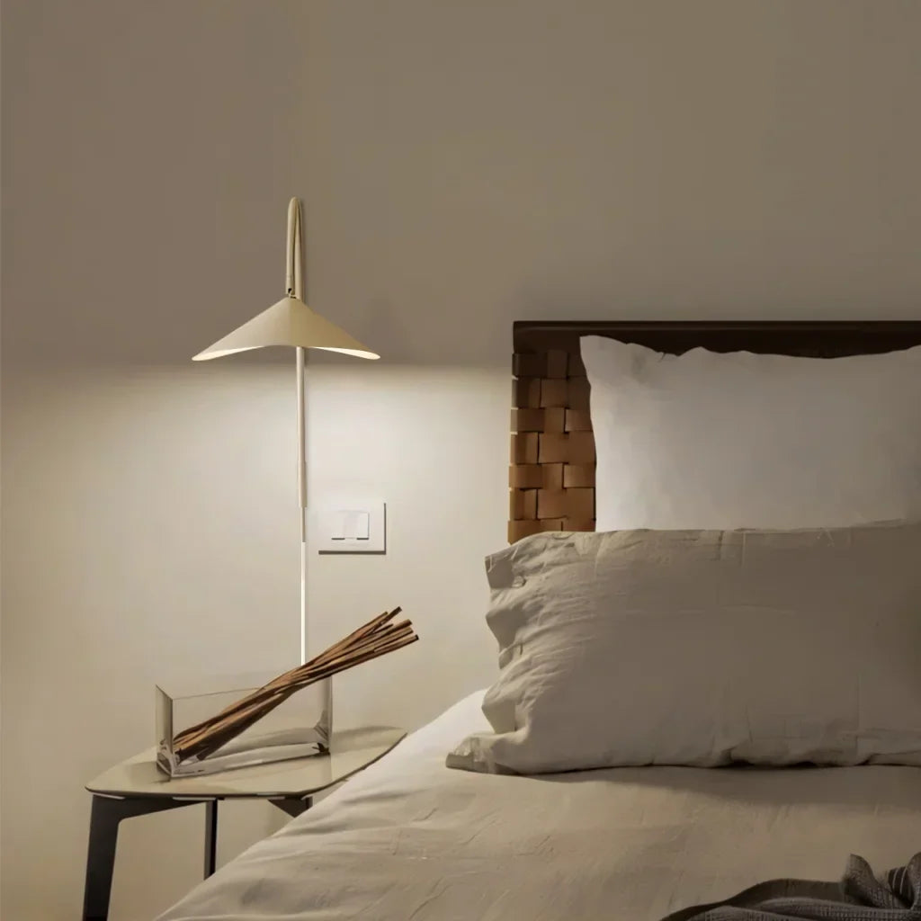 Swing-Arm Sconce with Leaf Shade for Bedroom & Study – Directional Reading Light, Rotatable Design, Metal Construction – Black or Cashmere F | Thomler