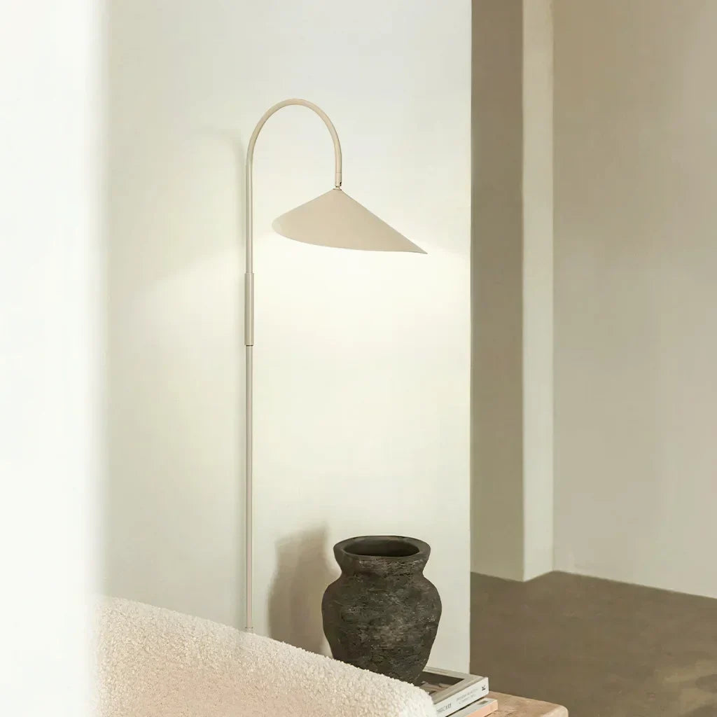 Swing-Arm Sconce with Leaf Shade for Bedroom & Study – Directional Reading Light, Rotatable Design, Metal Construction – Black or Cashmere F | Thomler