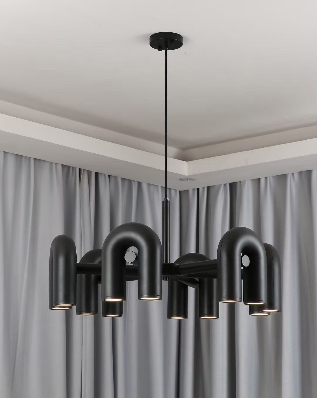 Contemporary Adjustable Multi-Head Ceiling Light Fixture with Rotating Arms for Dining Room Bedroom Living Space 40-Inch Modular Suspended L | Thomler