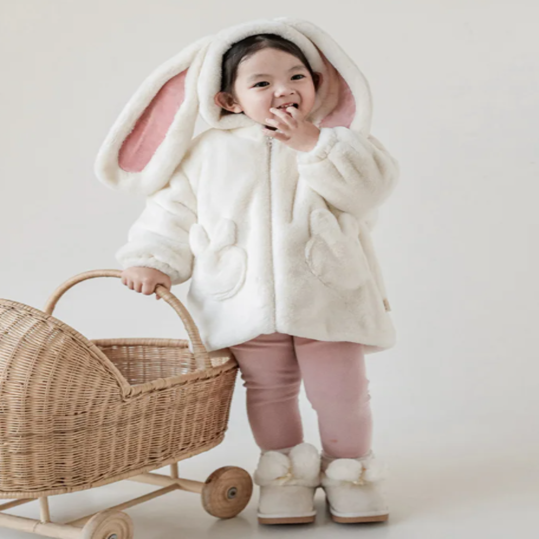 Plush Hooded Winter Coat for Kids with Bunny Ears – Cozy Fleece Outerwear for Girls & Boys