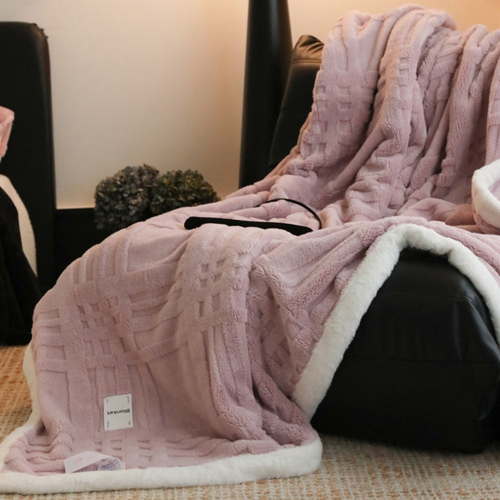 Textured Microfiber Throw Blanket for Couch & Bed – Plush Warmth for Fall & Winter