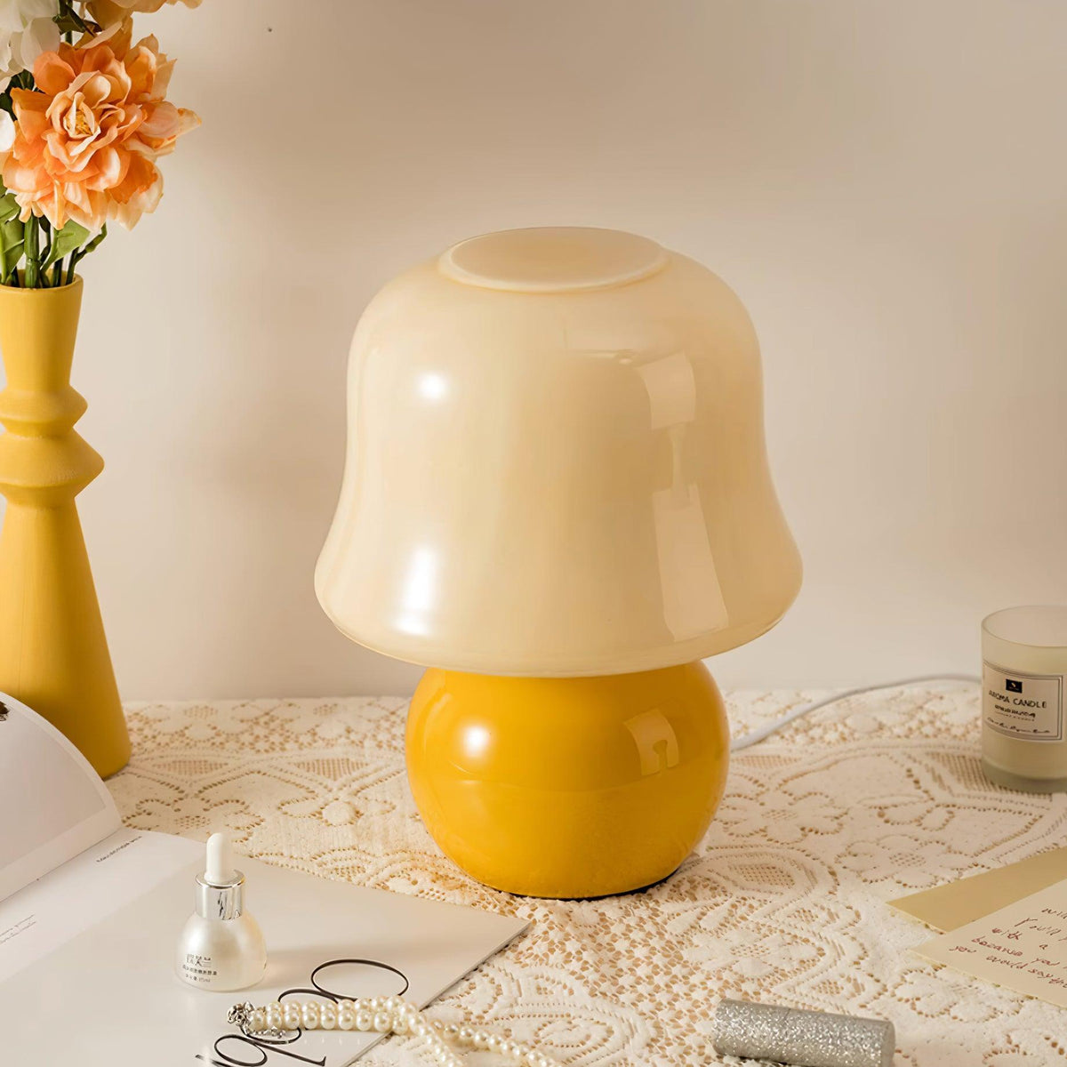 Ceramic Accent Lamp with Enamel Shade 11.4 in Beige for Nightstands Bedrooms Living Rooms Study Desks Side Tables E14 Socket 15W Soft Glow | Thomler