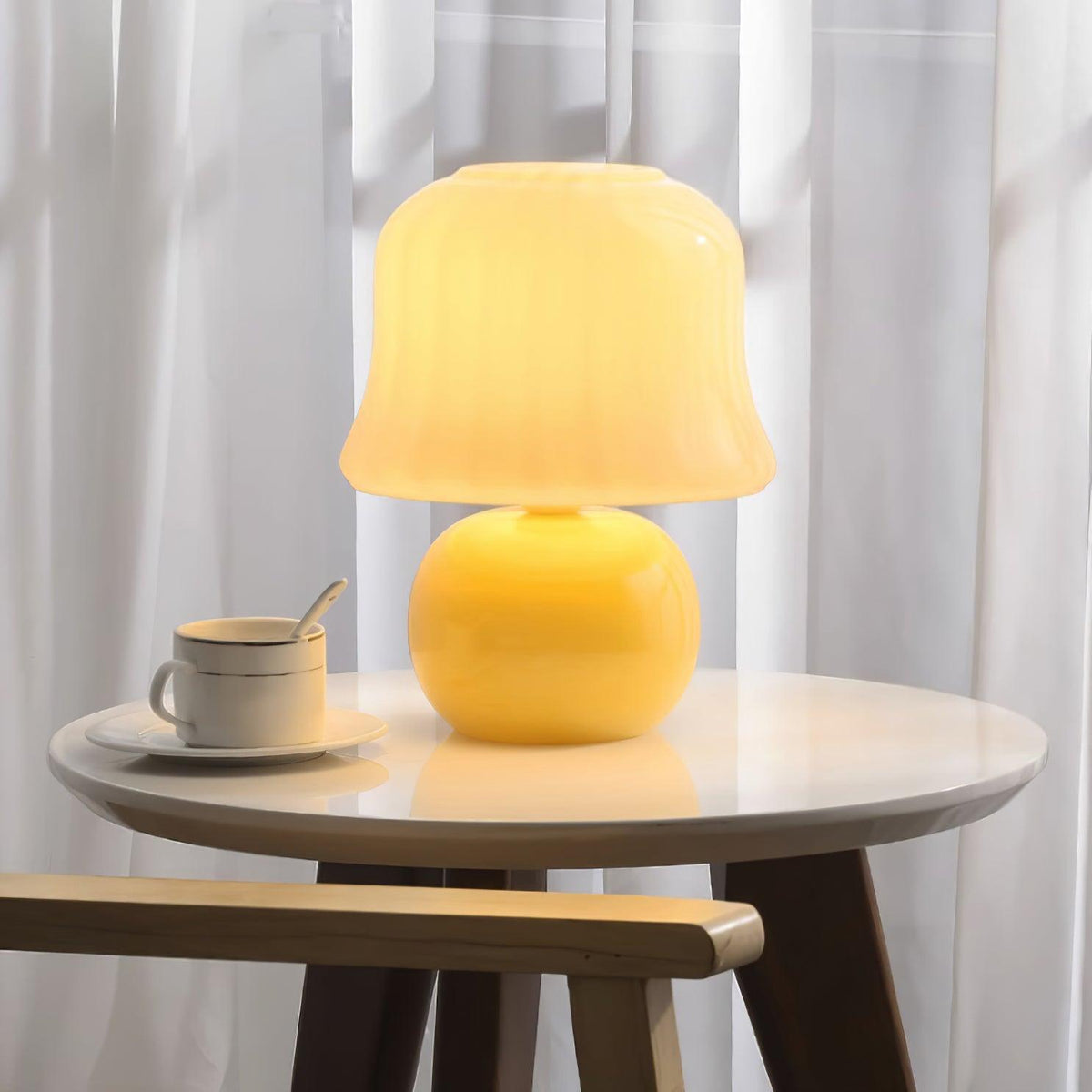 Ceramic Accent Lamp with Enamel Shade 11.4 in Beige for Nightstands Bedrooms Living Rooms Study Desks Side Tables E14 Socket 15W Soft Glow | Thomler