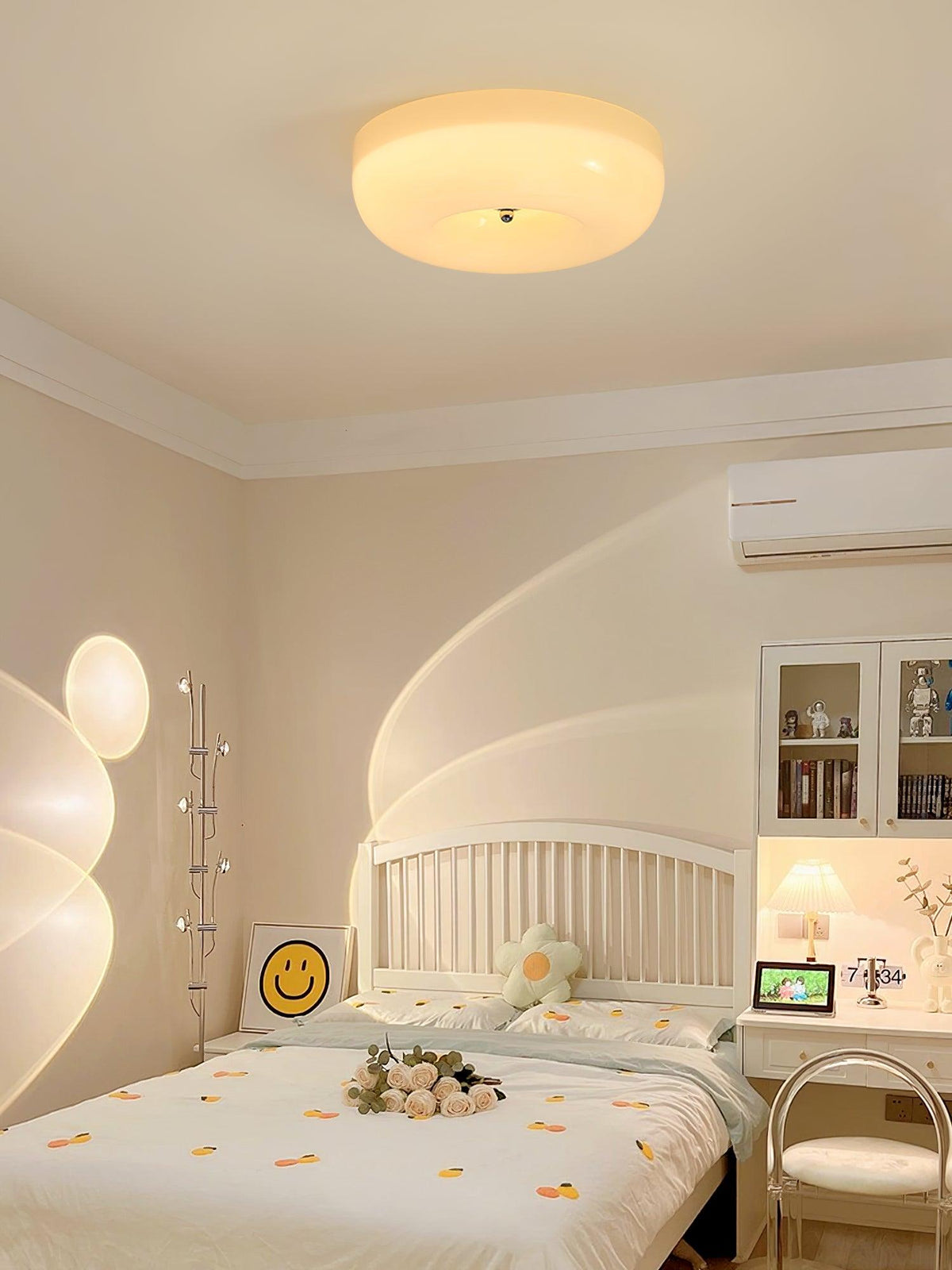 Lámpara de techo de montaje empotrado con cúpula de cristal de 16 pulgadas, color crema, redonda, LED, para dormitorio, sala de estar, comedor, perfil bajo, regulable, moderna para el hogar | Thomler