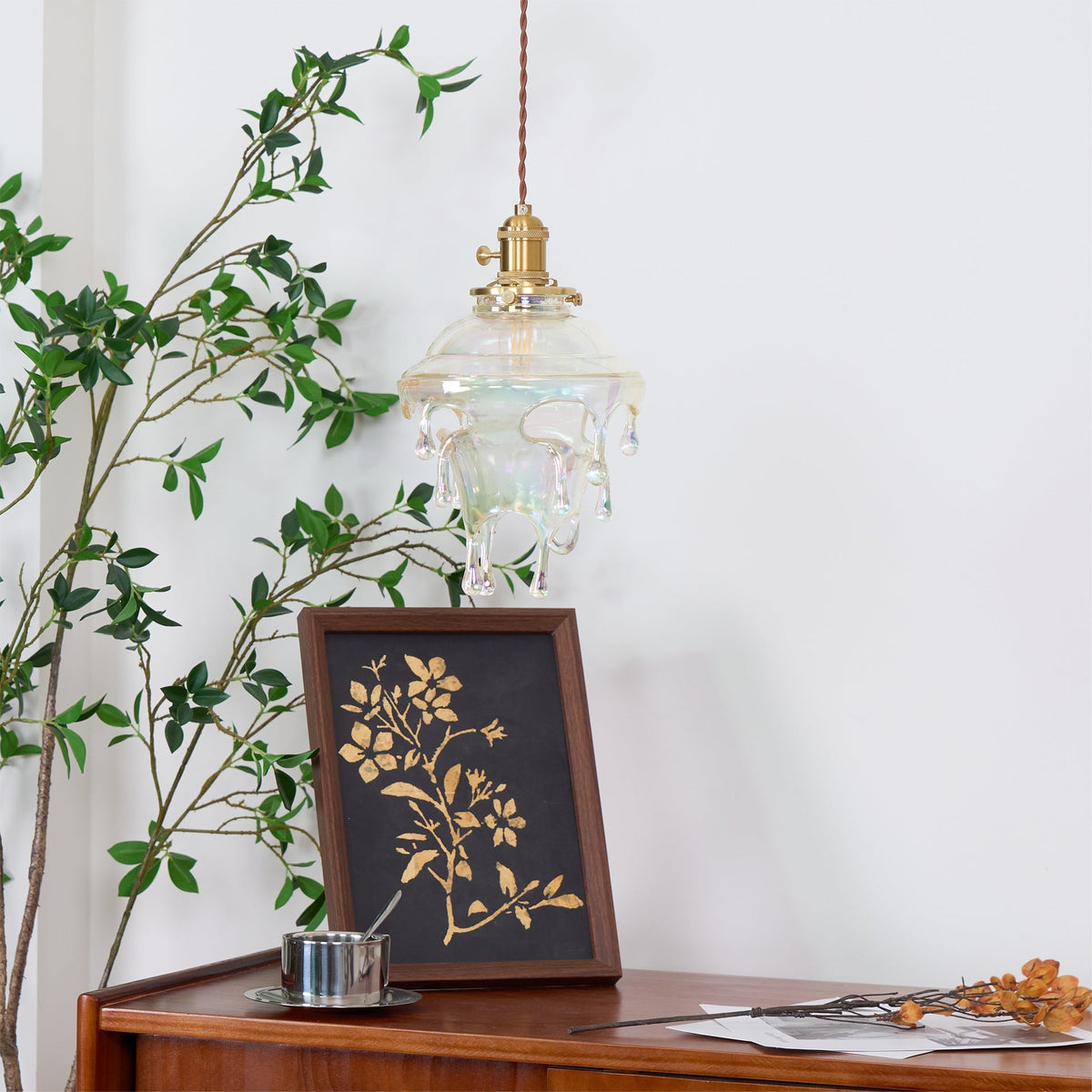Resin Drip Hanging Lamp for Dining Room & Kitchen | Adjustable Cord Ceiling Fixture | LED or Edison Bulb Compatible | Modern Art Statement P | Thomler