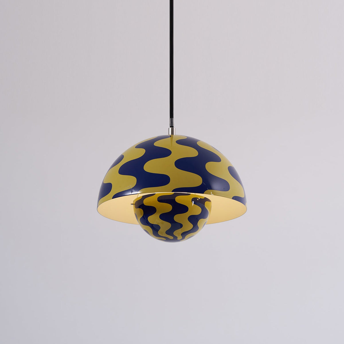 Geometric Aluminum Hanging Fixture 9 Inch Matte Modern Overhead Illumination for Kitchen Dining Room Entry | Thomler