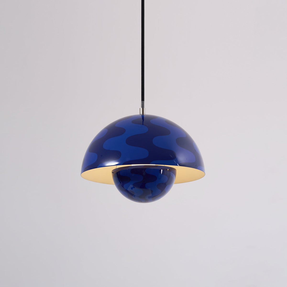Geometric Aluminum Hanging Fixture 9 Inch Matte Modern Overhead Illumination for Kitchen Dining Room Entry | Thomler