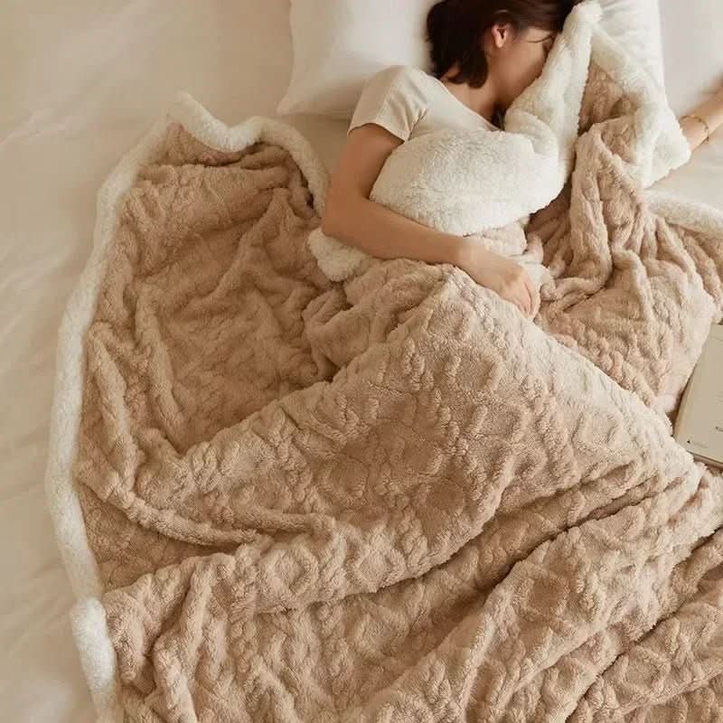 Reversible Dual-Layer Blanket with Plush Fleece & Wool-Like Softness for Beds & Sofas – Winter Coverage in 6 Sizes & 7 Colors